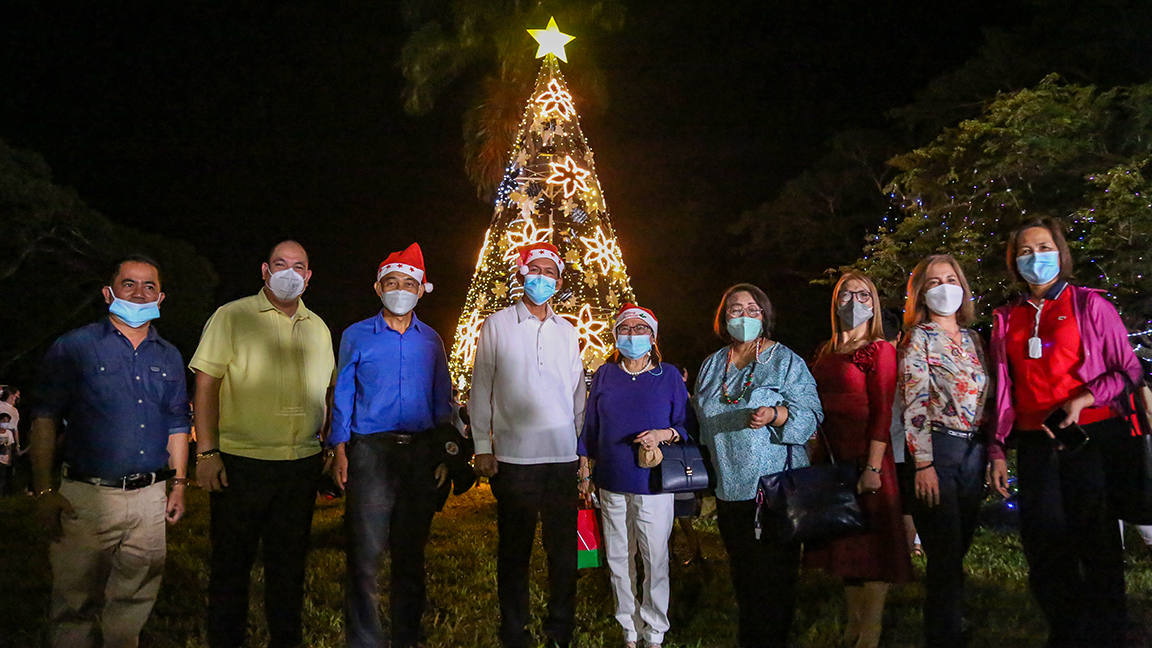 CHRISTMAS-LIGHTING2021-2.jpg